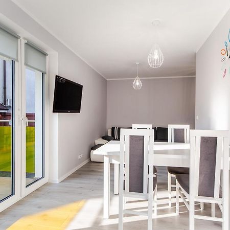 Kolorowe Balkony - Sloneczny Apartament W Miedzyzdrojach By Noclegi Renters Мендзыздрое Экстерьер фото