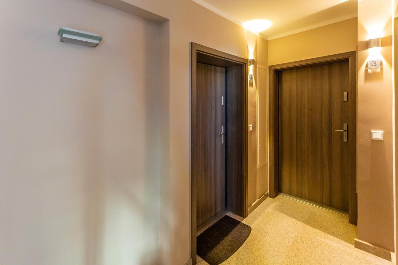 Kolorowe Balkony - Sloneczny Apartament W Miedzyzdrojach By Noclegi Renters Мендзыздрое Экстерьер фото